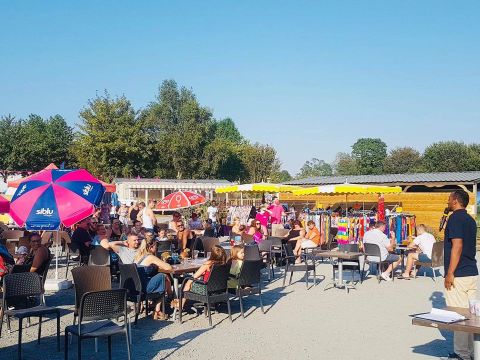 Tour Opérateurs et particuliers sur Camping Domaine de Litteau - Funpass non inclus - Camping Calvados